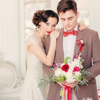 красный букет невесты Хризантема, Дисентра, Калла - красные цветы,ссвадьба в стиле Бохо