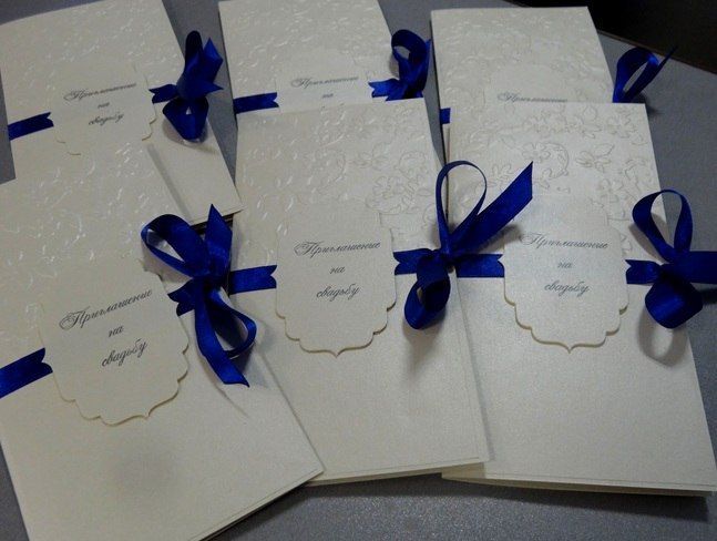 Приглашения на свадьбу ручной работы с конвертом и вкладышем для текста