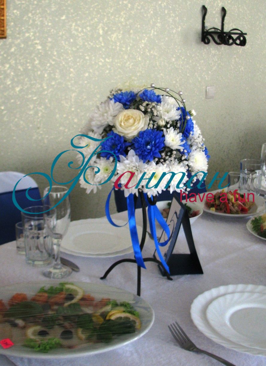 Свадебная композиция на стол - фото 747777 Студия Фонтан свадеб - декор и флористика