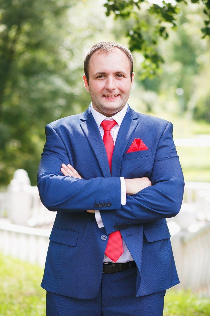 Жених с нагрудным платком