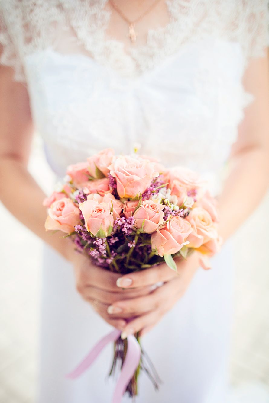 Букет невесты из розовых лимониумов и розовых роз  - фото 2734163 Невеста01