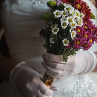 Букет невесты из ромашек и астр