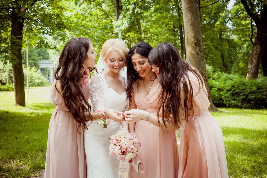 Невеста и её подружки  - фото 2643577 Света Кассина - фотограф