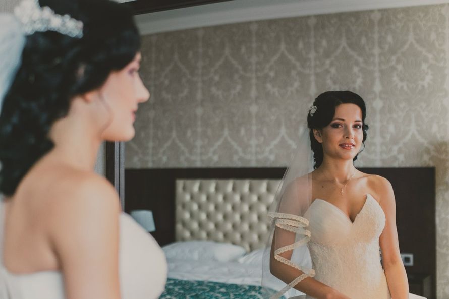 Невеста Кристиночка. Свадебное платье и фата - моя работа - фото 2994633 Ателье-студия платьев Назимы Юлдашевой