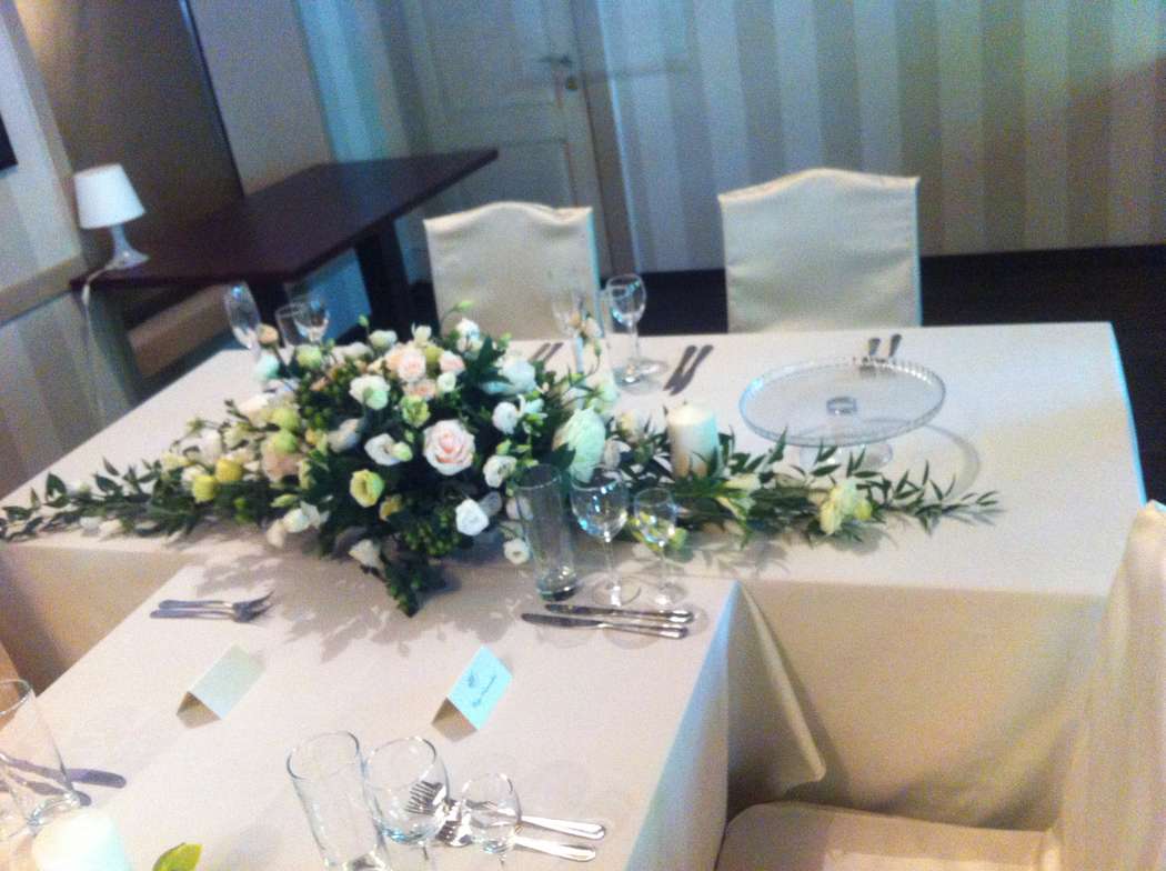оформление стола жениха и невесты  - фото 2701274 Studia design - флористика и декор