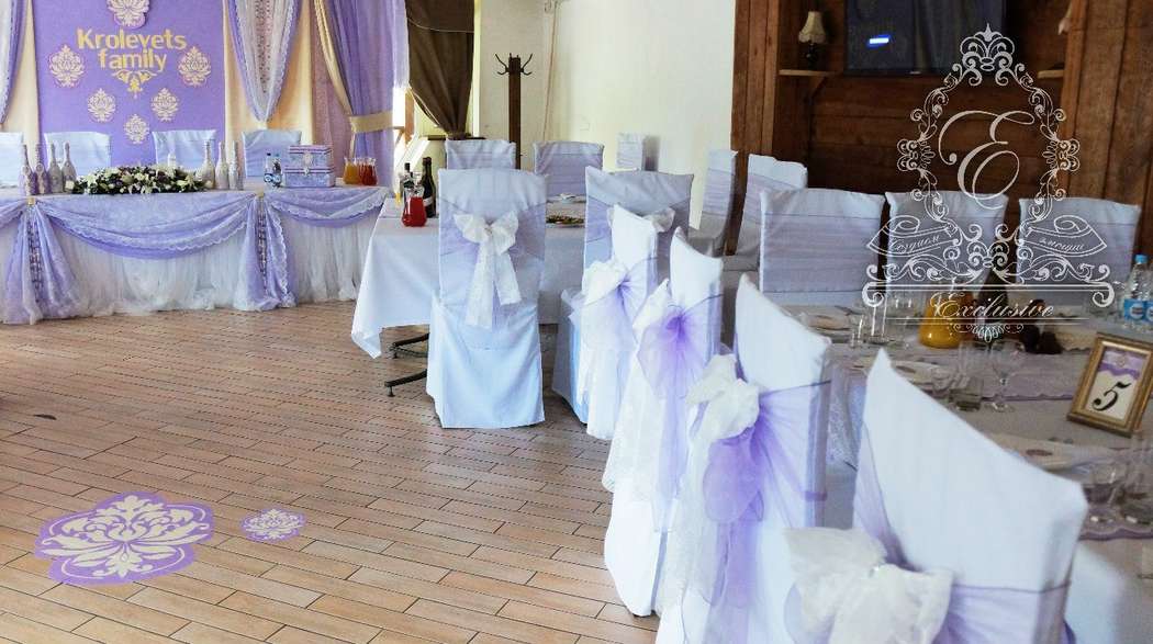 Гостевые столы в сиреневом цвете с кружевными наперонами - фото 5349547 Агентство свадебных услуг Exclusive