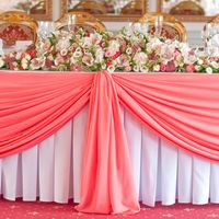 розовая свадьба декор стола молодых драпировка