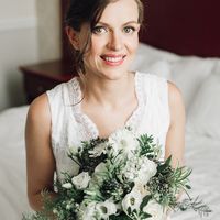 бело-зеленый букет невесты