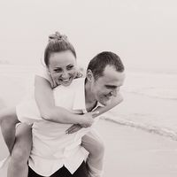 Свадебная фотосессия на берегу океана на острове Шри-Ланка