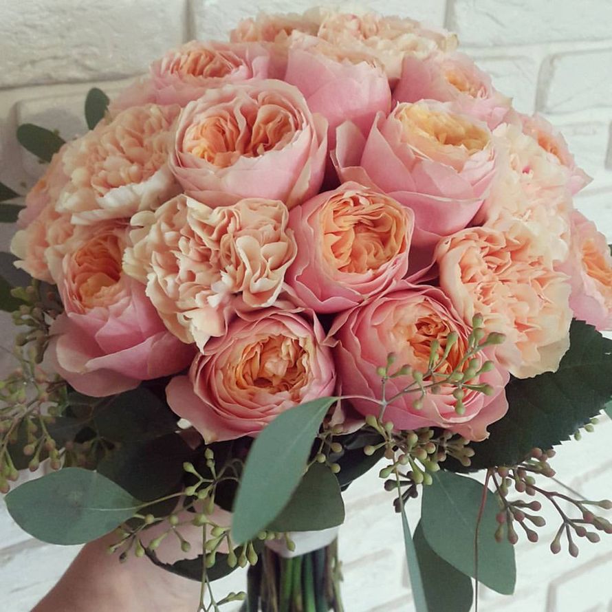 Букет невесты
свадебная флористика
 - фото 9191814 Парикмахер - визажист Алла Зинченко