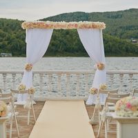 Аренда свадебных арок и декор