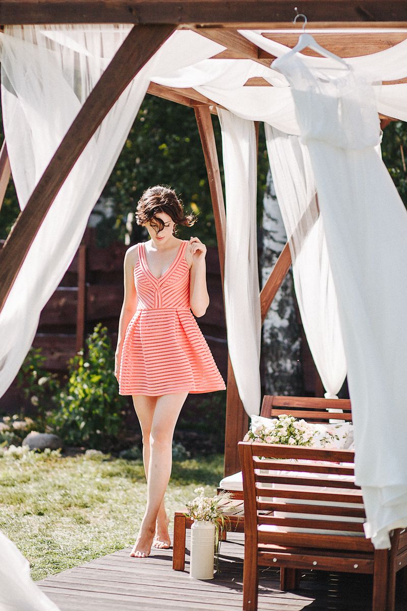 Катя и Миша. Фотограф Евгения Кушнерик. Место проведения Lesnoy Village - фото 10084194 Lesnoy village - место для проведения банкета