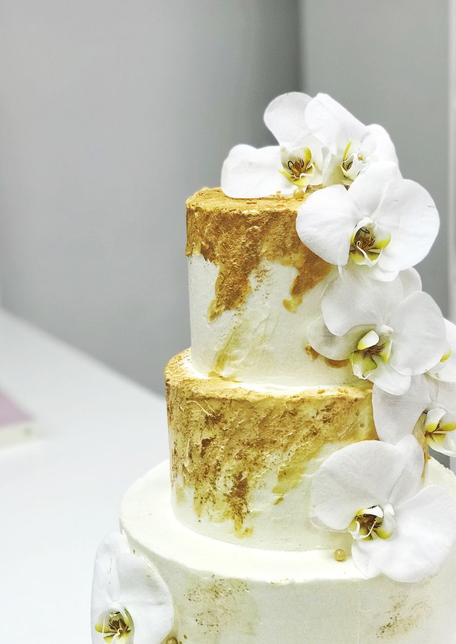 Торт с цветочным декором, цена за 1 персону