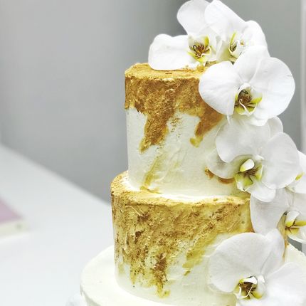 Торт с цветочным декором, цена за 1 персону