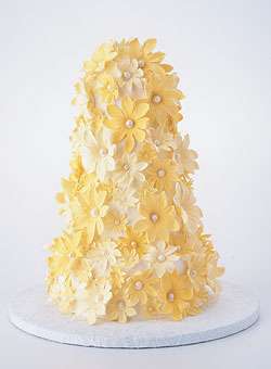 Яркий и радостный свадебный торт для свадьбы в желтых тонах - фото 2067246 Фенька