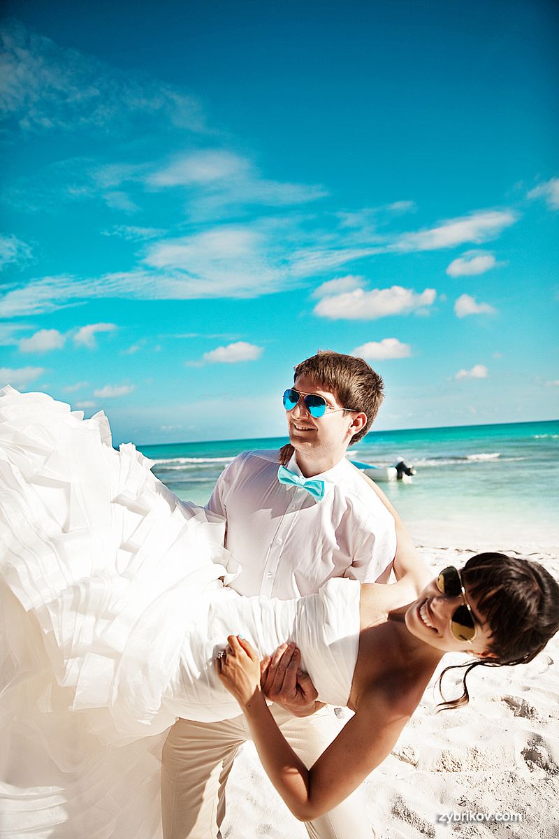 пальмы, карибы, море, тропики, доминикана, остров Саона, радость, жених и невеста, улыбки - фото 2477703 Колибри - организация свадеб в Доминикане