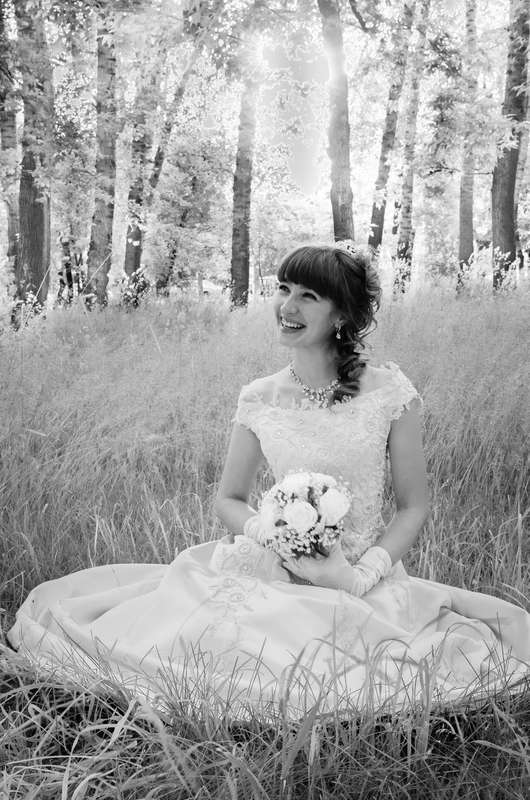 Портрет невесты с эффектом инфракрасной плёнки - фото 3937747 Фотограф Максим Блинов