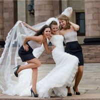 Невеста и её веселые подружки