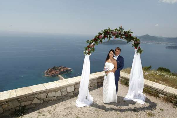Свадебная прическа в Черногории - фото 2726617 Стилист-визажист - Ирина Мулина 