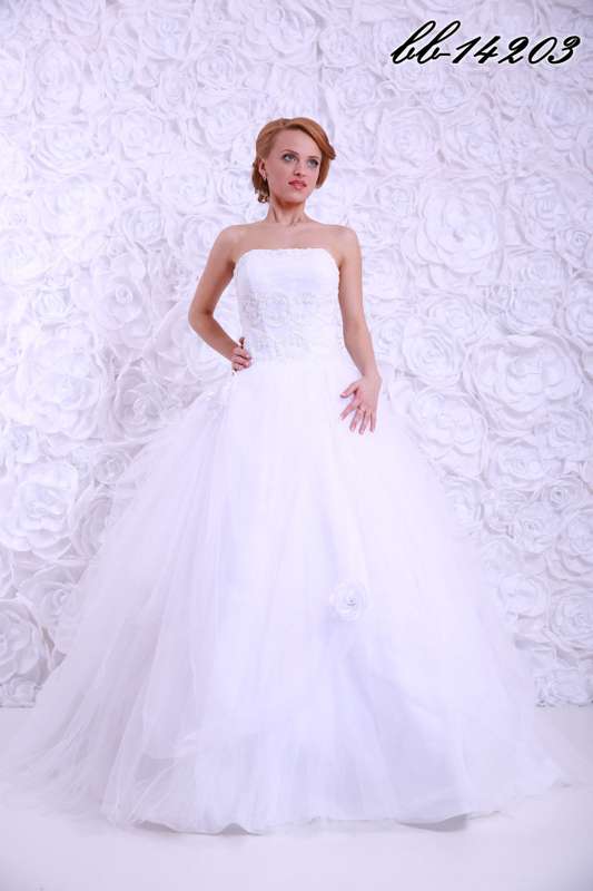Фото 2747455 в коллекции Свадебные платья на заказ и в наличии - Невеста - свадебный салон