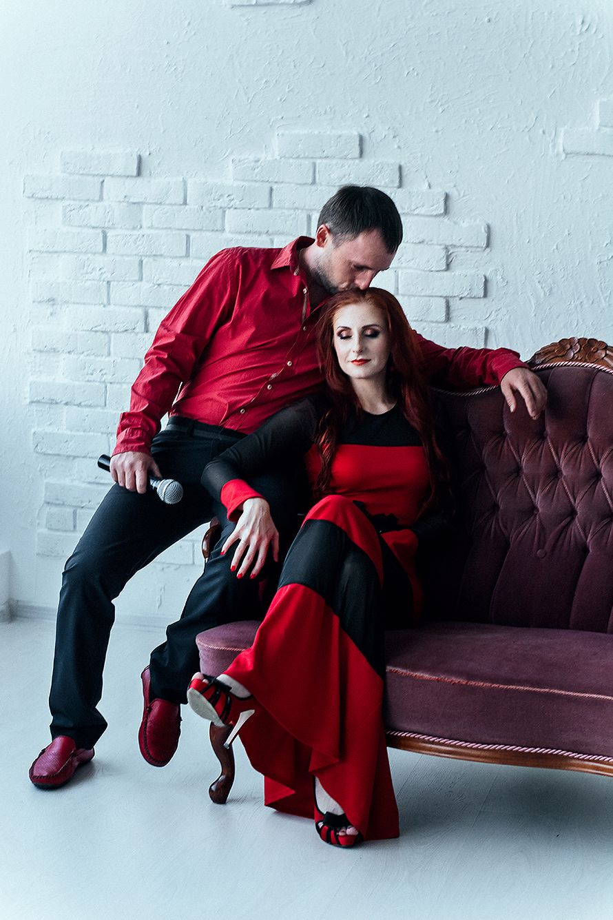 Группа драйв дети. Couple show. Красивые объятия. Милые парочки. Photographs showing love.