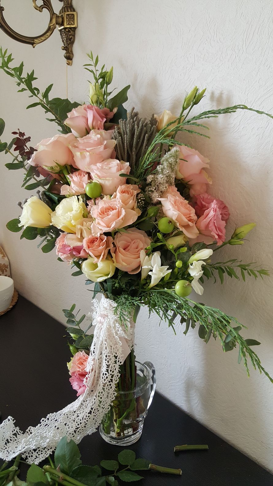 Сегодня очаровательная невеста получила свой нежный и душистый букет - фото 11534004 Kalina Floral - оформление свадьбы