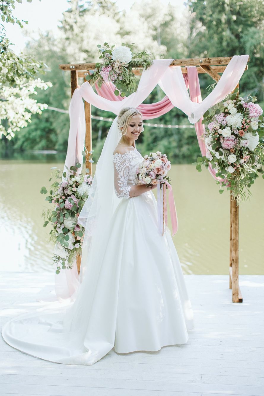 Фото 17045862 в коллекции Свадьба Владимира и Ирины 5 августа 2017 - Студия декора и флористики Page of love