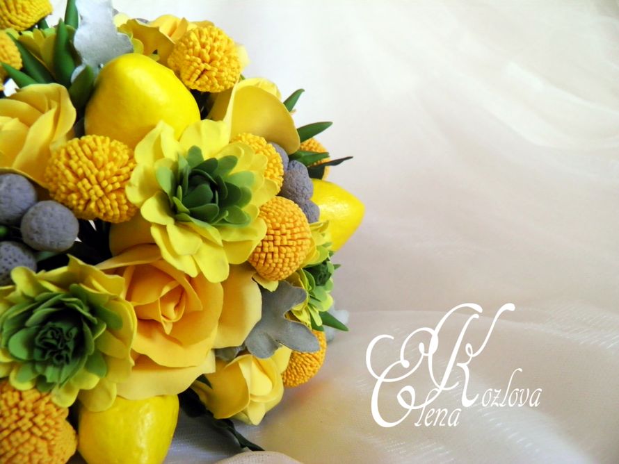 Букет невесты с лимонами и розами