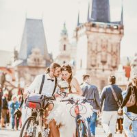 Свадьба отважных велосипедистов Андрея и светы, приехавших в Прагу на велосипедах.
