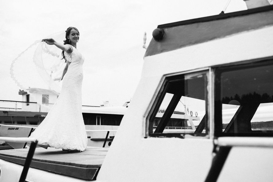 Элегантное платье с открытой спинкой на невесте Анастасии! - фото 14892624 Свадебный салон Юлии Савиной