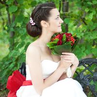 Свадебная прическа бабетта внизу со шпильками