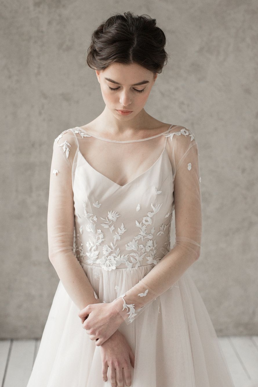 Свадебное платье «Эмилия»
Цена: 59 900 ₽ - фото 16449204 Piondress - свадебная мастерская платьев