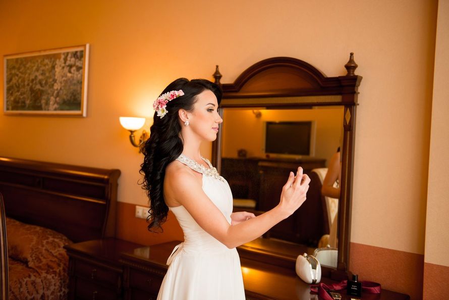 Фото 11302776 в коллекции Свадебные прически и макияж 2015-2016г - Стилист-визажист Марина Ткачева