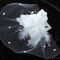 Свадебная вуалетка с цветком-бабочкой