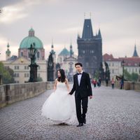 На Карловом мосту без людей ))