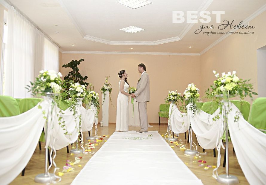 Фото 8848908 в коллекции Шикарная свадьба Алексея и Евгении 16 июня 2012 года - Студия свадебного дизайна «Best для Невест»