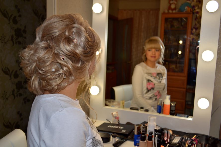 Пробная причёска и макияж невесты