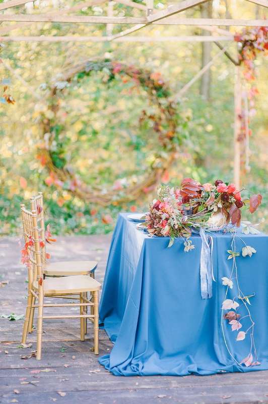 Свадебная фотозона для осенней свадьбы, стол молодоженов - фото 16526966 Мастерская оформления свадеб "Magic garden"
