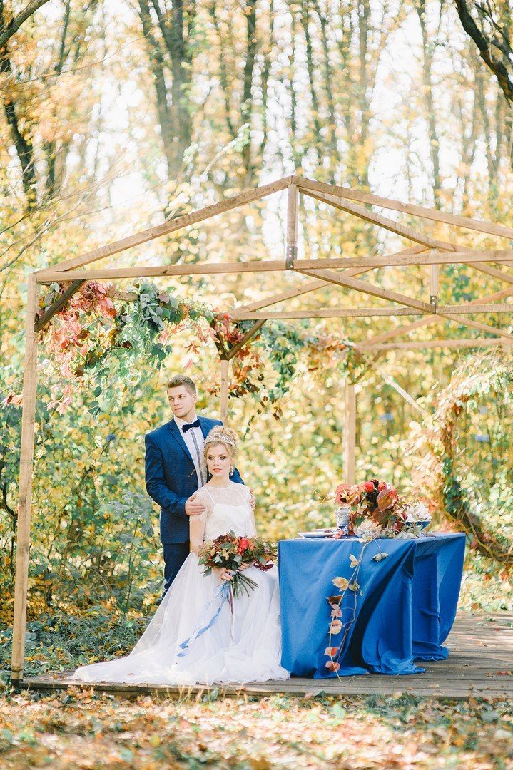 Свадебная фотозона для осенней свадьбы, стол молодоженов - фото 16526970 Мастерская оформления свадеб "Magic garden"