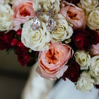 Свадебный букет из пионовидной розы