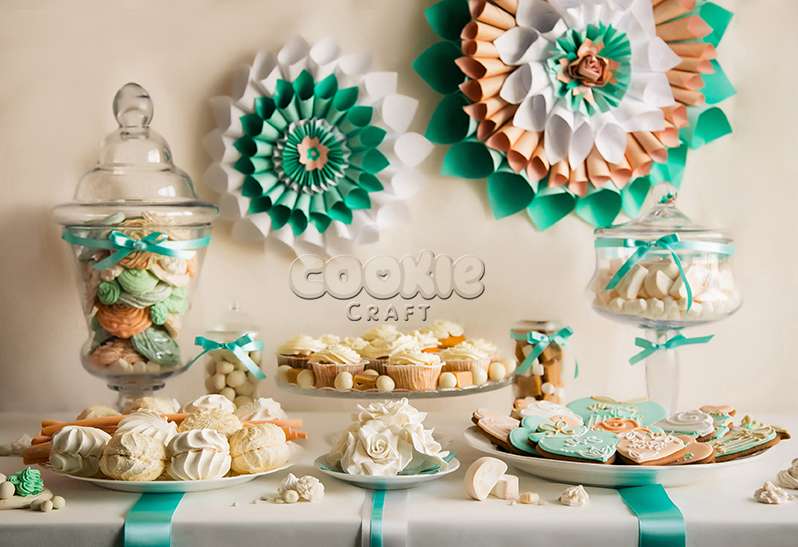 Десертный стол в персиково-бирюзовых тонах - фото 4494643 Cookie craft - пряники и тортики ручной работы