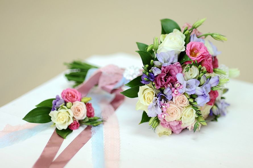 Букет невесты и ботоньерка - фото 9168612 Флорист Яковлева Светлана