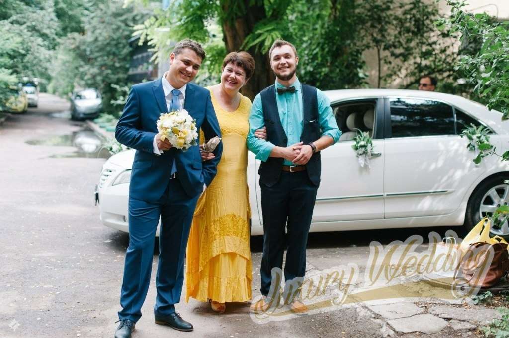 Авто бизнес-класса Toyota Camry 40 в Одессе
Заказ по тел.: (048) 771-48-71, (063) 425-87-87
 - фото 4556835 Luxury wedding - свадебные автомобили