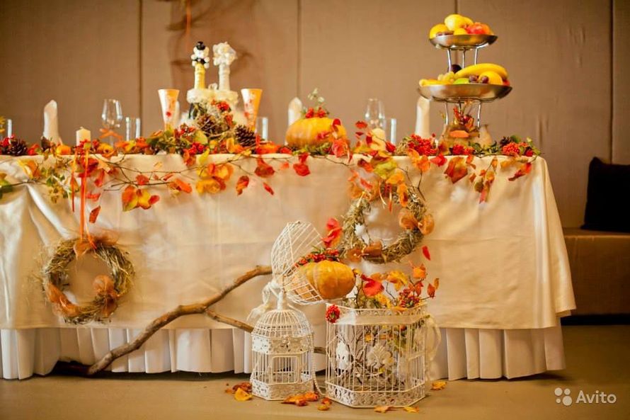Осеннее украшение стола молодоженов - фото 6919676 Невеста01