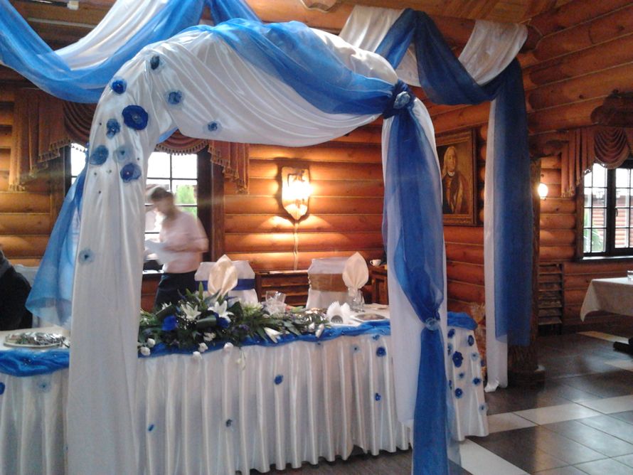 Рабочий момент. Оформление зала в ресторане "Адмирал". Свадьба в сине-белых тонах. По заказу агентства "Suv&Stars" - фото 4879687 Мастерская декора Роенко Натальи