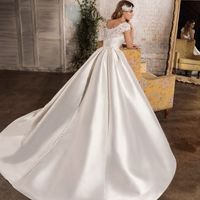 Коллекция 2016 - Essence
Свадебное платье - 15338
Смотрите цены в каталоге на нашем сайте - 
Запись на примерку 8 (495) 645-19-08