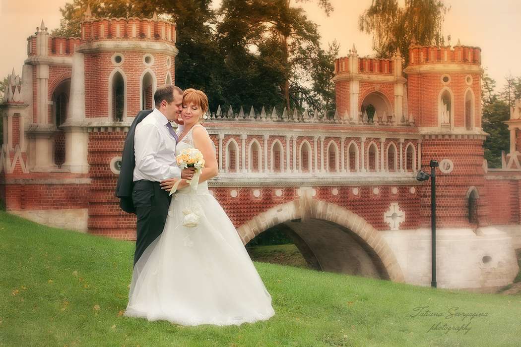 Жених и невеста в парке Царицыно - фото 1342819 Фотограф Татьяна Севрюгина