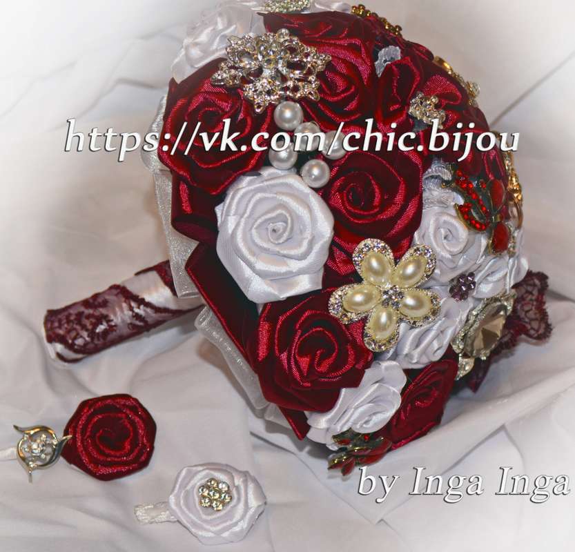 Свадебный букет из атласных лент и бижутерии - фото 5038053 Шик-Бижу - оформление
