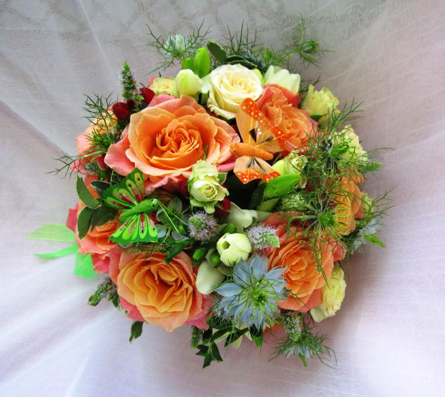 Фото 2917685 в коллекции Букет невесты - "Волшебный магазинчик" цветы, сувениры