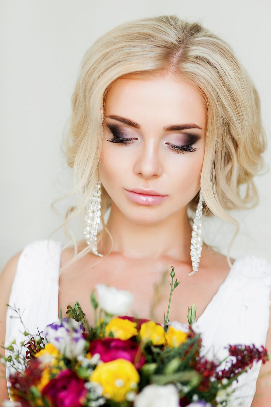 Яркий свадебный макияж - фото 15334184 Студия свадебных стилистов Москвичка
